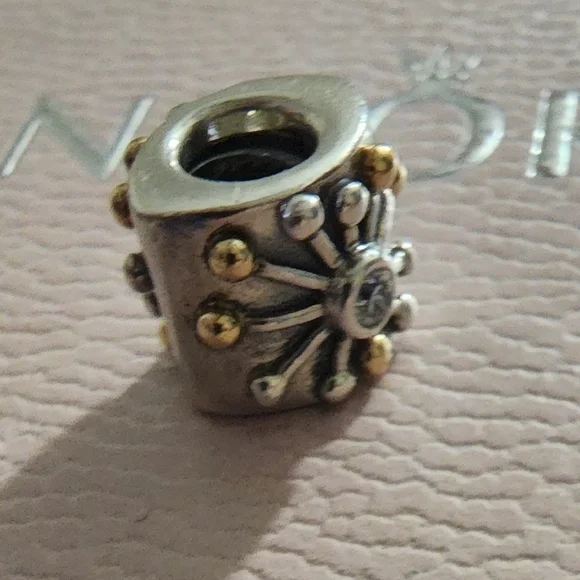 PANDORA Desert Star 2-Tone Star Burst Charm - Picture 8 of 9
